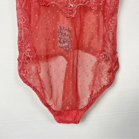 Free People That Sweet Thing Allure Mauve Pink Red Lace Thong Bodysuit XS - Picture 6 of 6
